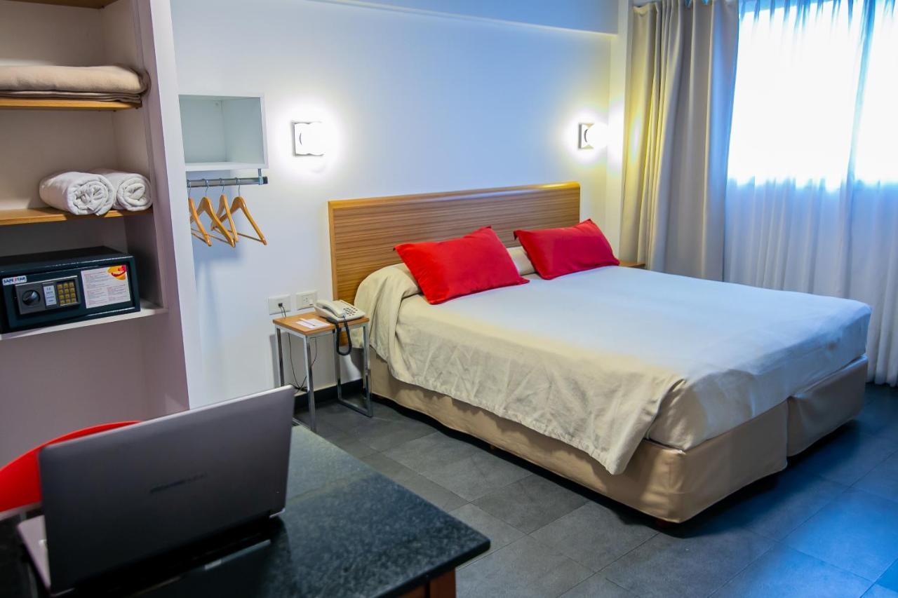 Roberta Rosa De Fontana Suites Росарио Екстериор снимка